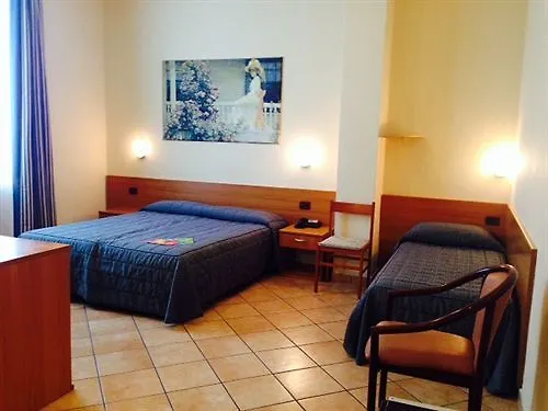 קאסה נואובה Hotel Ristorante Cervo Malpensa
